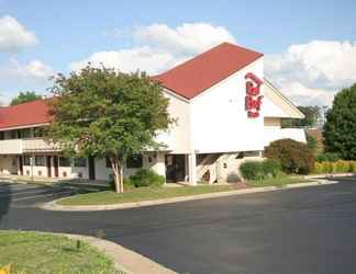 Exterior 2 Red Roof Inn Greensboro Airport