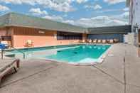 Kolam Renang Comfort Inn & Suites Glen Mills - Concordville