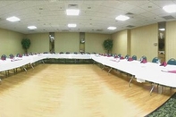 ห้องประชุม Rodeway Inn Conference Center