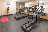 Fitness Center Days Inn by Wyndham Kent - Akron