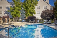 Swimming Pool Sonesta ES Suites Cincinnati - Sharonville East