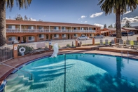 Swimming Pool SFO El Rancho Inn SureStay Collection by Best Western