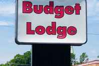 Exterior Budget Lodge