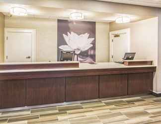 Sảnh chờ 2 Howard Johnson by Wyndham Sacramento Downtown