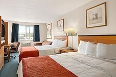 寝室 Travelodge by Wyndham Port of Tacoma WA