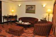 Common Space Pearl Continental Lahore