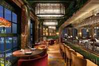 Bar, Kafe, dan Lounge Mandarin Oriental, Hong Kong