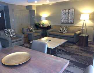 Lobby 2 Ramada by Wyndham Cornwall