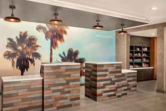 Lobby 4 La Quinta Inn & Suites by Wyndham San Bernardino
