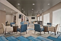 Lobby La Quinta Inn & Suites by Wyndham San Bernardino