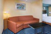 Common Space Fairfield Inn & Suites Corpus Christi