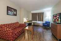 Khu vực công cộng Red Roof Inn & Suites Cleveland - Elyria