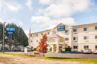 Bangunan Comfort Inn Medford North