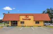 Others 7 Econo Lodge Live Oak