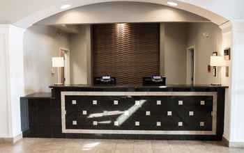 Lobby 4 Wingate by Wyndham Moses Lake