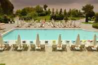 Swimming Pool Sheraton Istanbul Atakoy Hotel