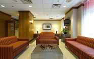 ล็อบบี้ 5 Hampton Inn & Suites by Hilton Toronto Downtown