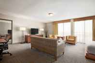 Ruang Umum DoubleTree by Hilton Dallas - DFW Airport North