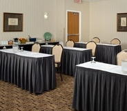 Dewan Majlis 4 DoubleTree by Hilton Hotel Chicago Wood Dale - Elk Grove