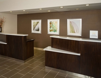 Lobi 2 DoubleTree by Hilton Hotel Chicago Wood Dale - Elk Grove