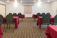 Functional Hall Comfort Inn & Suites Syracuse-Carrier Circle