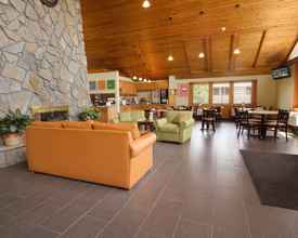 Lobi 4 Comfort Inn & Suites Syracuse-Carrier Circle
