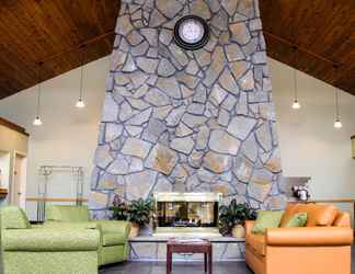 Lobi 2 Comfort Inn & Suites Syracuse-Carrier Circle