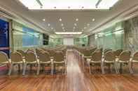 Functional Hall Best Western Premier Hotel Royal Santina