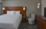 Kamar Tidur 6 Courtyard by Marriott Orlando International Dr / Conv Cntr