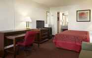 Bedroom 7 Days Inn by Wyndham Santa Fe New Mexico
