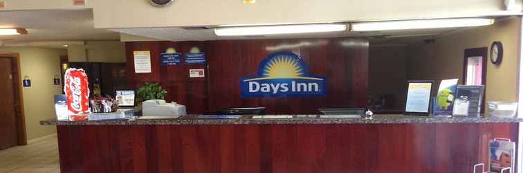 Lobby Days Inn by Wyndham Santa Fe New Mexico