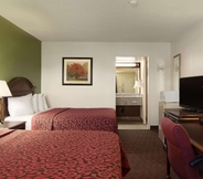 Bedroom 6 Days Inn by Wyndham Santa Fe New Mexico