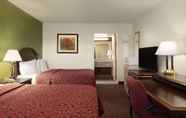 Bedroom 6 Days Inn by Wyndham Santa Fe New Mexico
