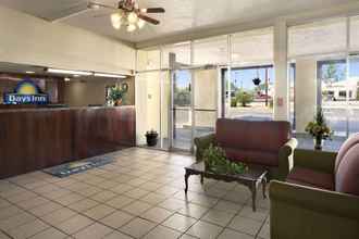 Lobby 4 Days Inn by Wyndham Santa Fe New Mexico
