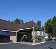 Bangunan 5 Comfort Inn & Suites Beaverton - Portland West