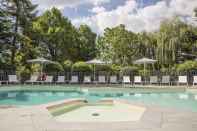 Swimming Pool Mercure Beaune Centre