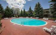 Swimming Pool 4 Little America Hotel