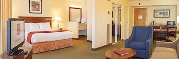 Bilik Tidur Comfort Suites South Burlington near University