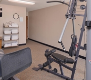 Fitness Center 3 New Victorian Inn & Suites