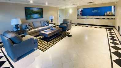 Lobby 4 Baymont by Wyndham Latham Albany Airport