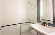 In-room Bathroom 6 ibis Bordeaux Pessac Route des Vins Hotel