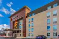 Exterior La Quinta Inn & Suites by Wyndham Lubbock West Medical Centr