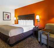 Bedroom 2 Rodeway Inn & Suites