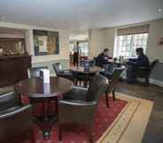 Bar, Cafe and Lounge 2 Shillingford Bridge Hotel