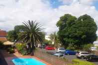 Swimming Pool Auckland Rose Park Hotel