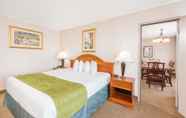 Kamar Tidur 6 Ramada by Wyndham Cumberland Downtown