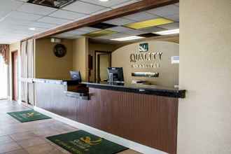 Lobby 4 Baymont by Wyndham Youngstown