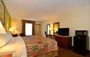 Bedroom 2 Best Western Fayetteville Inn