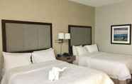 Bedroom 4 Hampton Inn Sevierville