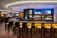 Bar, Cafe and Lounge Newark Liberty International Airport Marriott